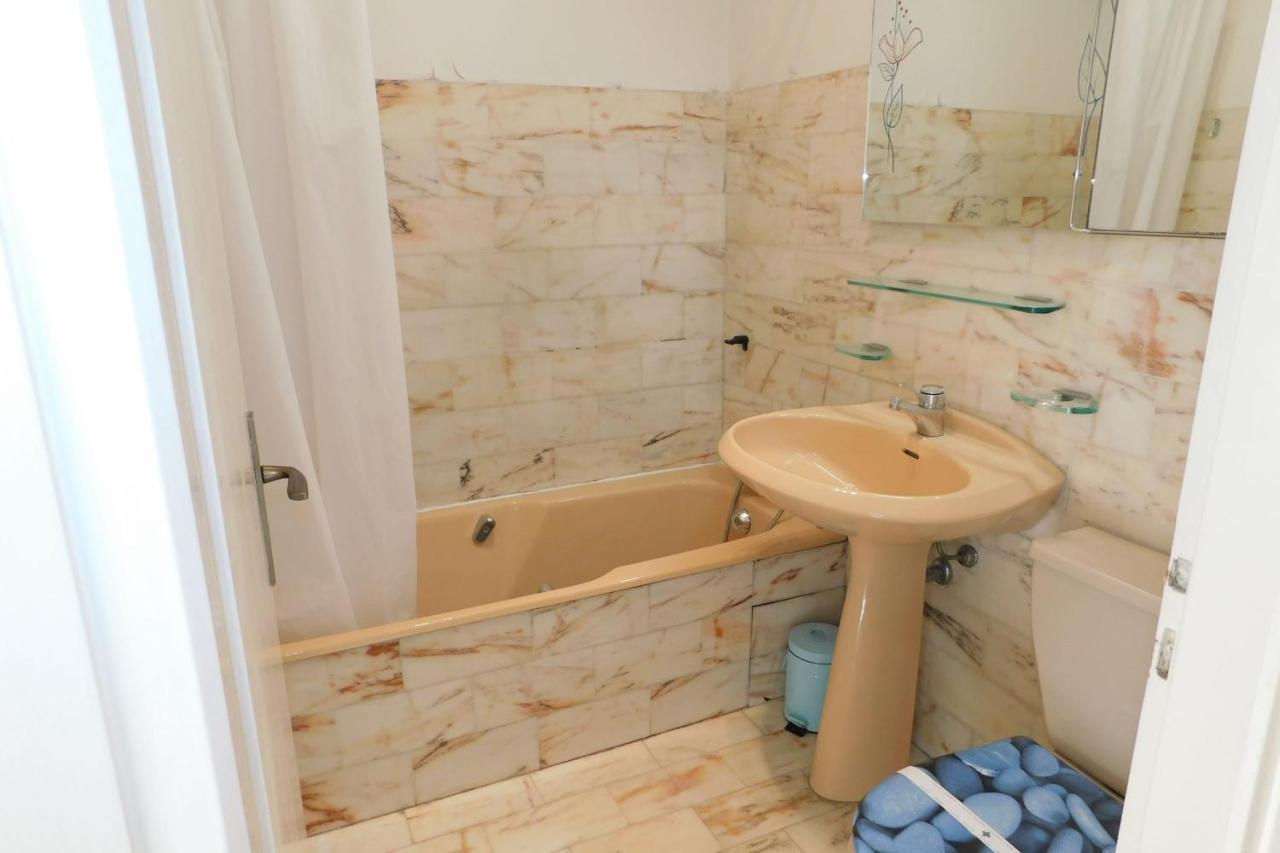 Air-Conditioned 4-Room "Marine Villeneuve" Flat With Pool And Parking Exterior foto